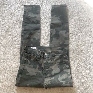 Gap True Skinny Ankle High-Rise Camo Jeans Size 24/00R